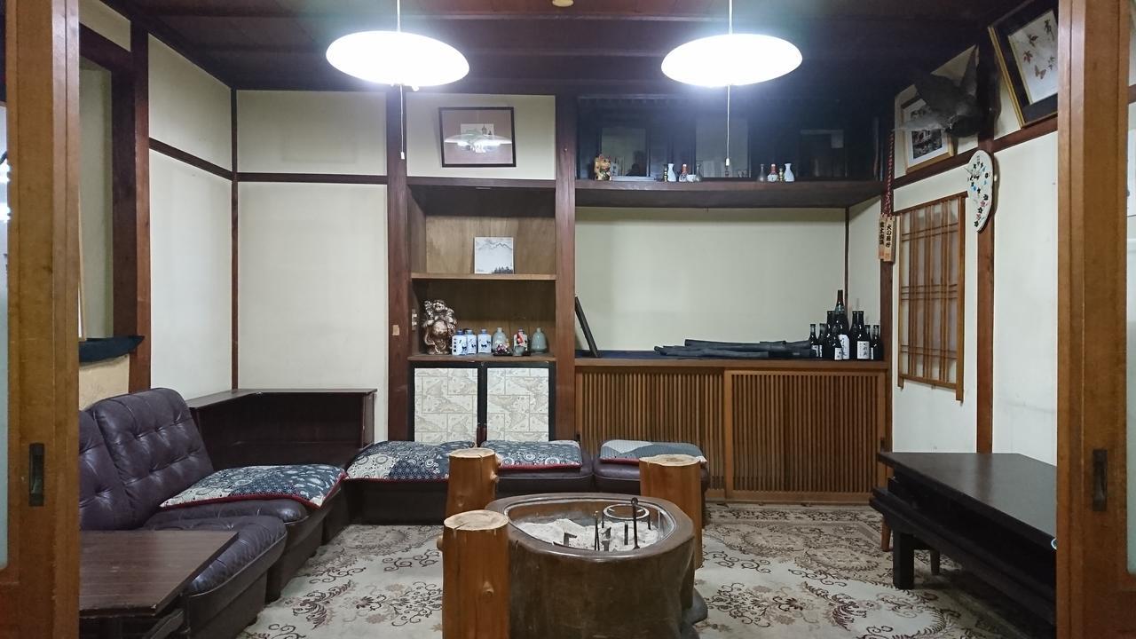 柏屋旅館＜シェアハウス&ゲストハウス＞ Szaku Kültér fotó