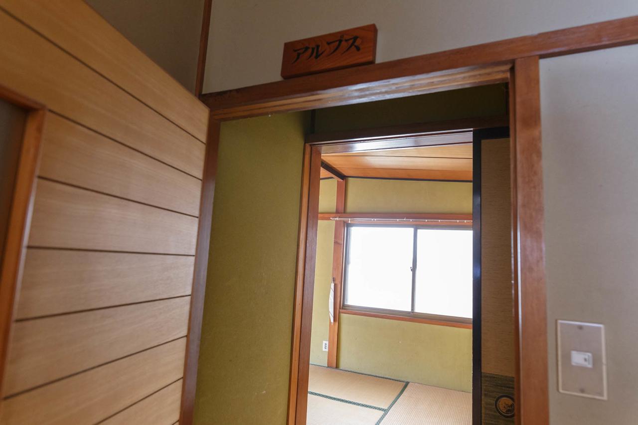 柏屋旅館＜シェアハウス&ゲストハウス＞ Szaku Kültér fotó